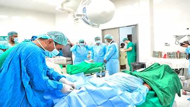 يستهدف 4 ألف حالة..تدشين المخيم المجاني لطب وجراحة العيون بمستشفى الغيظة